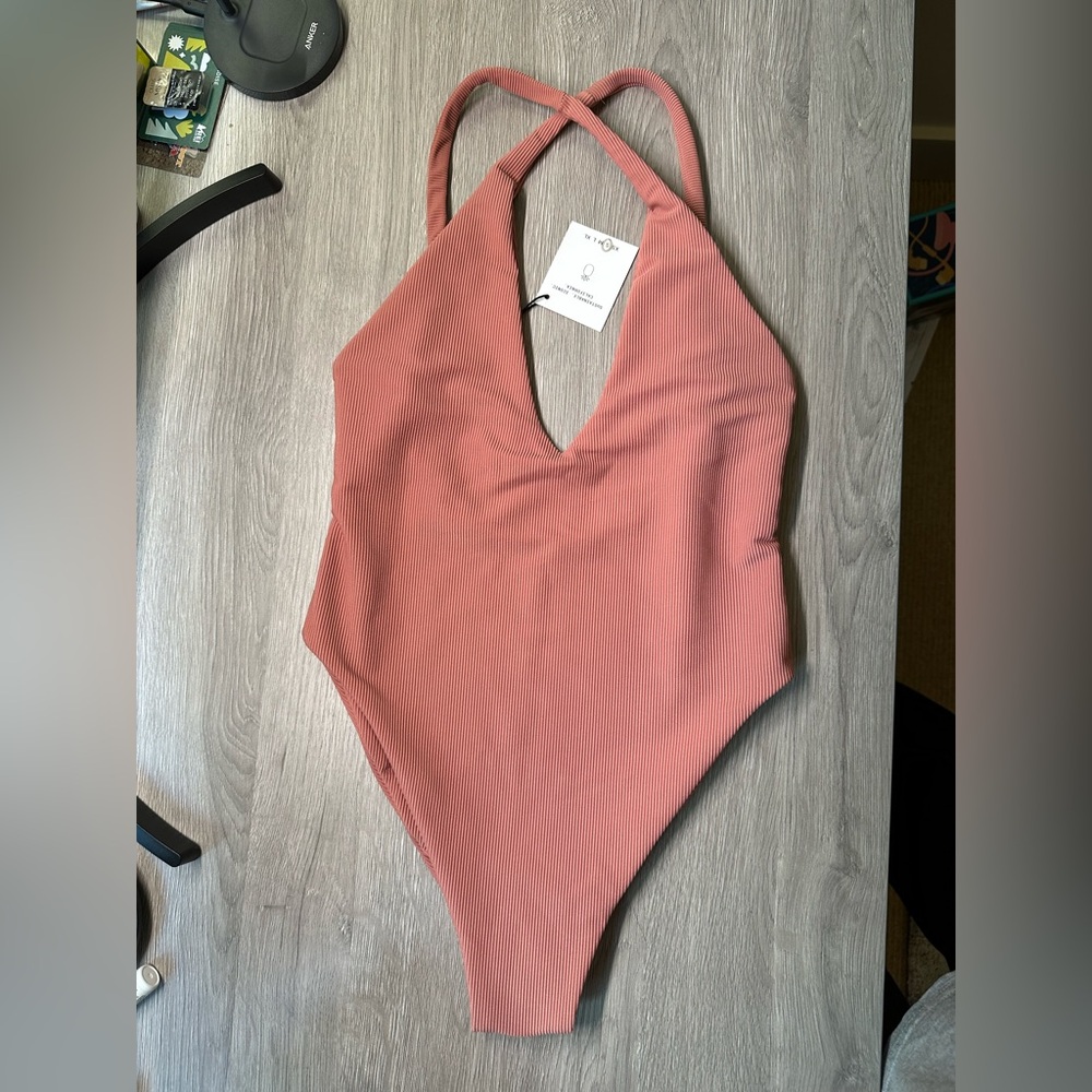 Skatie Zoey One Piece in Rosette Classic Ribbed